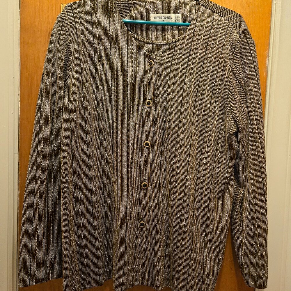 Alfred Dunner Black & Gold Holiday Top (L)